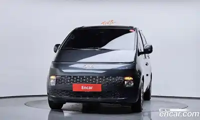 Hyundai Staria 2023 2.2 Автомат в Москве № 518636, миниатюра 3