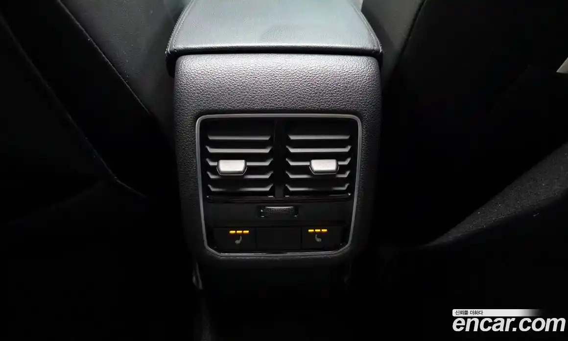 Volkswagen Passat 2018 2.0 Автомат в Москве № 519503, фото 16