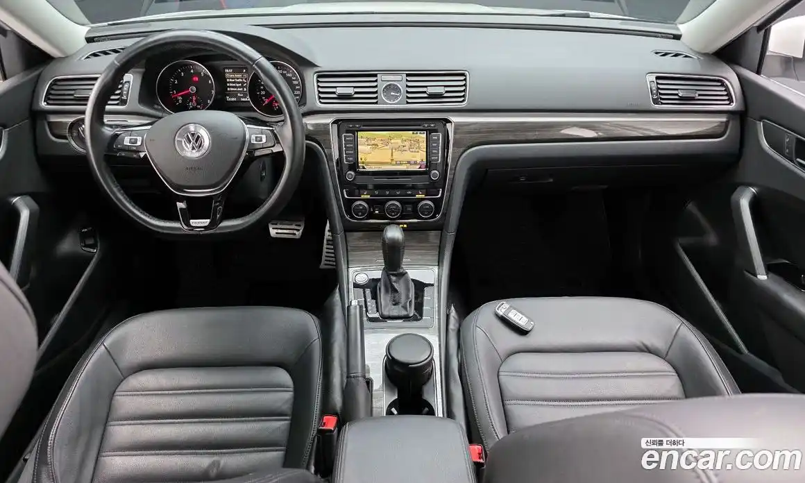 Volkswagen Passat 2018 2.0 Автомат в Москве № 519503, фото 6