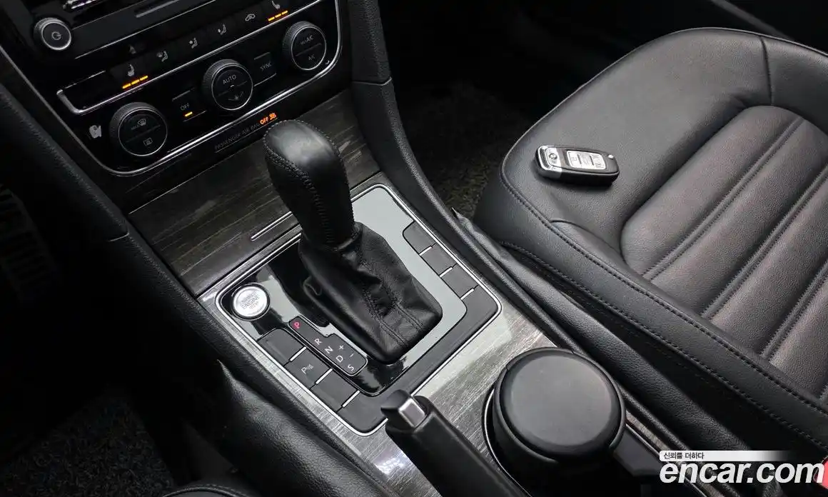 Volkswagen Passat 2018 2.0 Автомат в Москве № 519503, фото 8