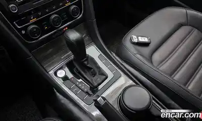 Volkswagen Passat 2018 2.0 Автомат в Москве № 519503, миниатюра 8