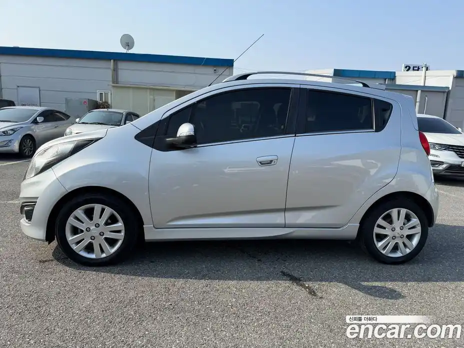 Chevrolet Spark 2014 1.0 Автомат в Москве № 519660, фото 8