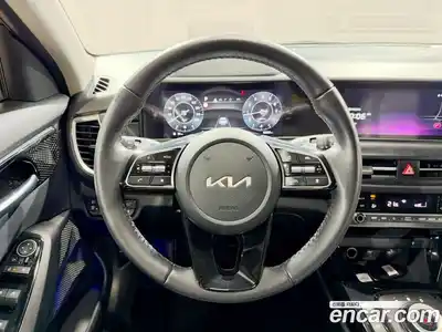 Kia Seltos 2024 1.6 Автомат в Москве № 519707, миниатюра 12