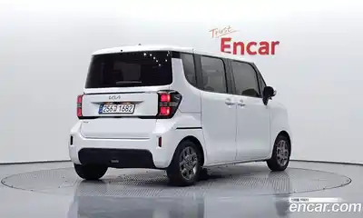 Kia Ray 2023 1.0 Автомат в Москве № 519920, миниатюра 2