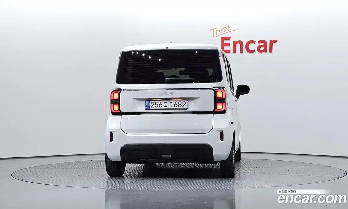 Kia Ray 2023 1.0 Автомат в Москве № 519920, фото 4