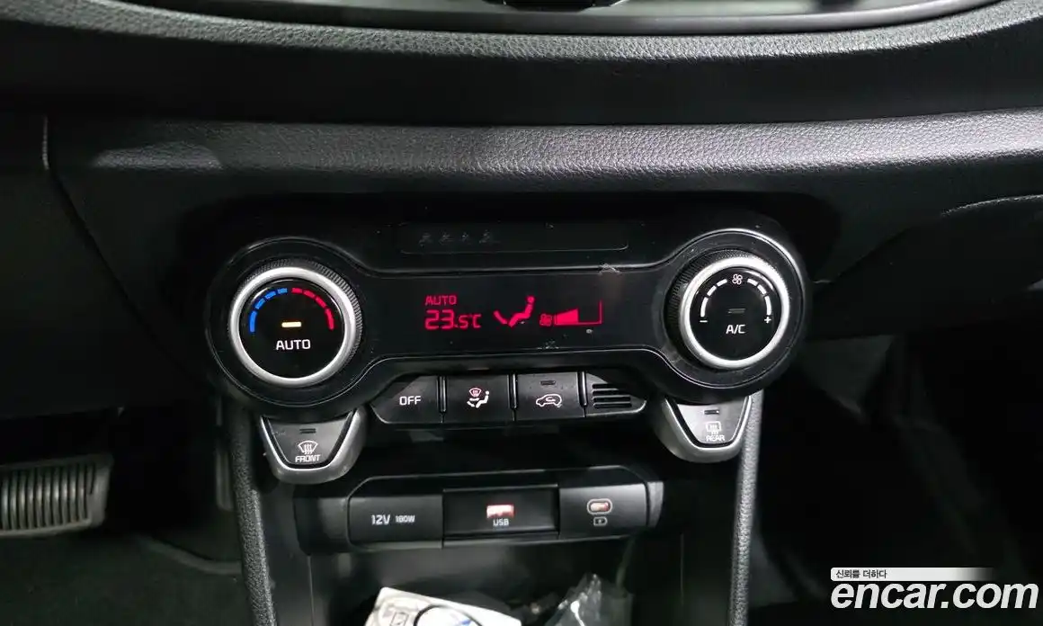 Kia Morning 2024 1.0 Автомат в Москве № 520007, фото 16