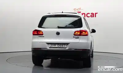 Volkswagen Tiguan 2016 2.0 Автомат в Москве № 520793, миниатюра 4