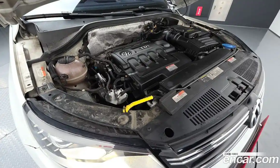 Volkswagen Tiguan 2016 2.0 Автомат в Москве № 520793, фото 6