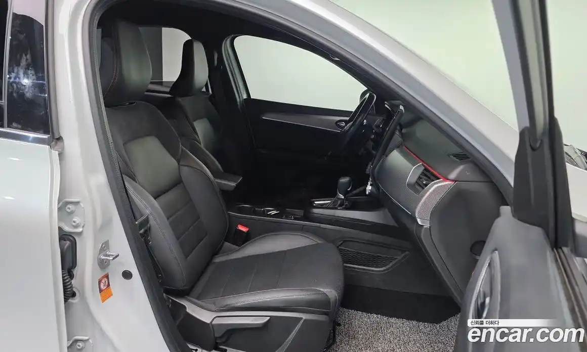 Renault XM3 2023 1.3 Автомат в Москве № 520954, фото 10