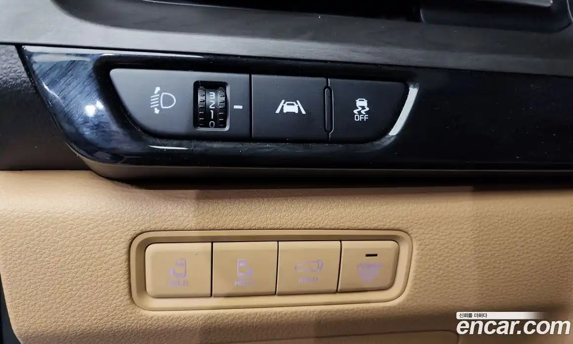 Kia Canival 2023 2.2 Автомат в Москве № 522023, фото 13