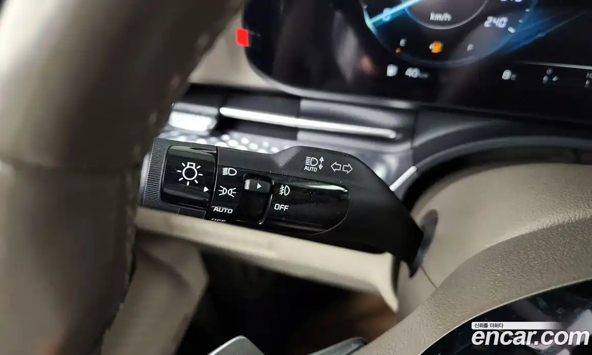 Kia Canival 2021 3.5 Автомат в Москве № 522952, фото 18