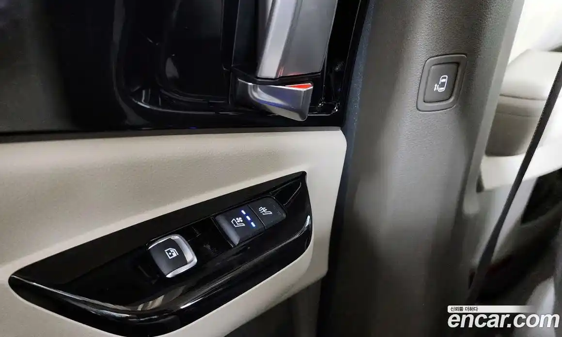 Kia Canival 2021 3.5 Автомат в Москве № 522952, фото 19