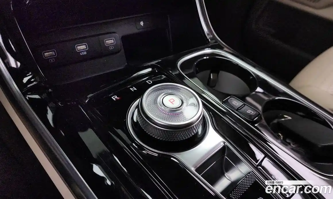 Kia Canival 2021 3.5 Автомат в Москве № 522952, фото 9