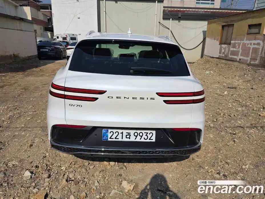 Genesis GV70 2025 2.5 Автомат в Москве № 523124, фото 4