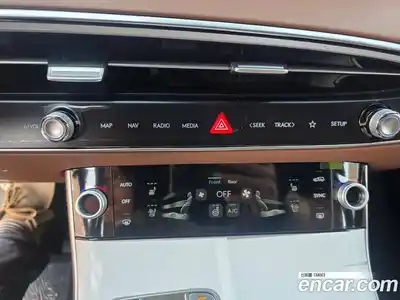 Genesis GV70 2025 2.5 Автомат в Москве № 523124, миниатюра 8