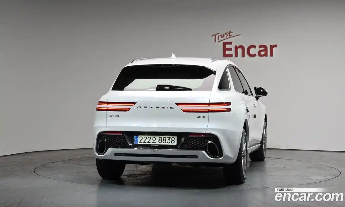 Genesis GV70 2023 2.5 Автомат в Москве № 523705, фото 3