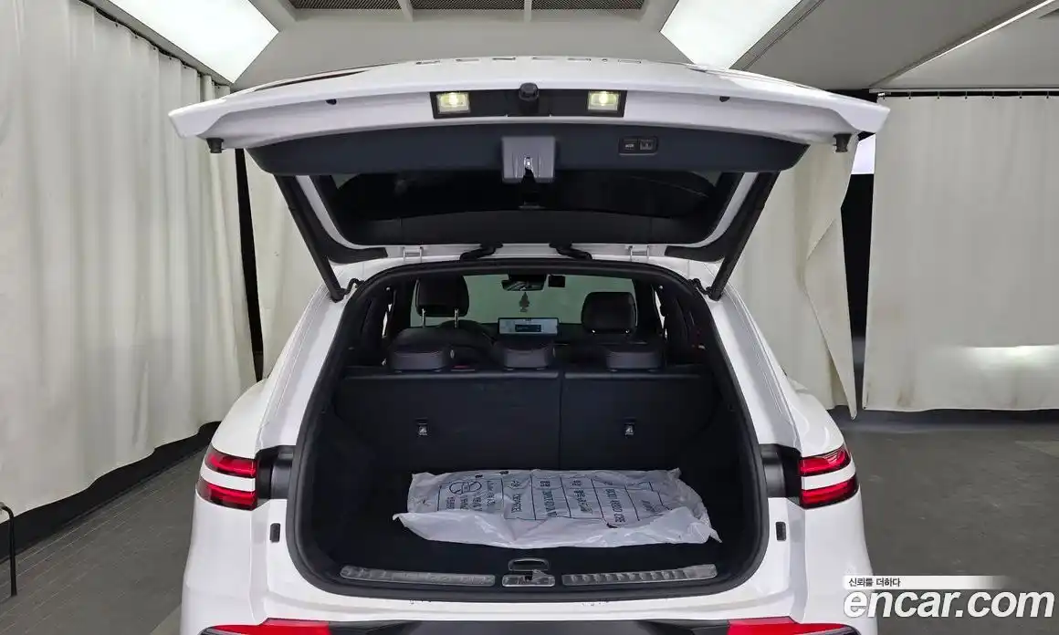 Genesis GV70 2024 2.5 Автомат в Москве № 524499, фото 20