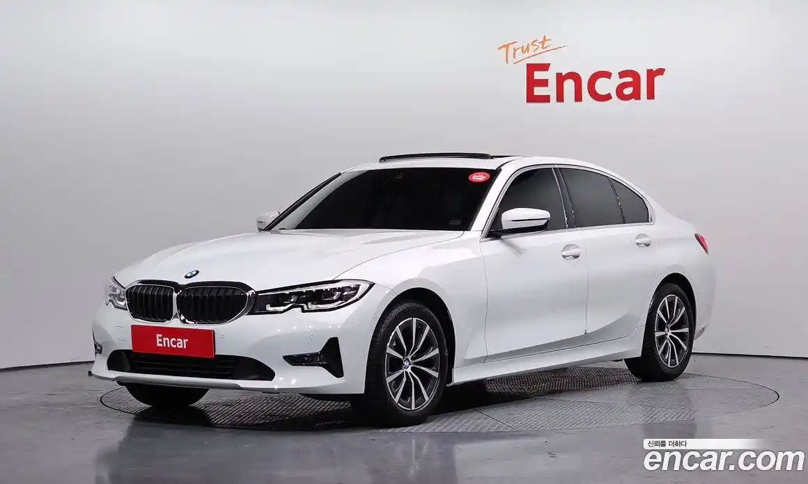 BMW 3-Series 2022 2.0 Автомат в Москве № 525898, фото 1