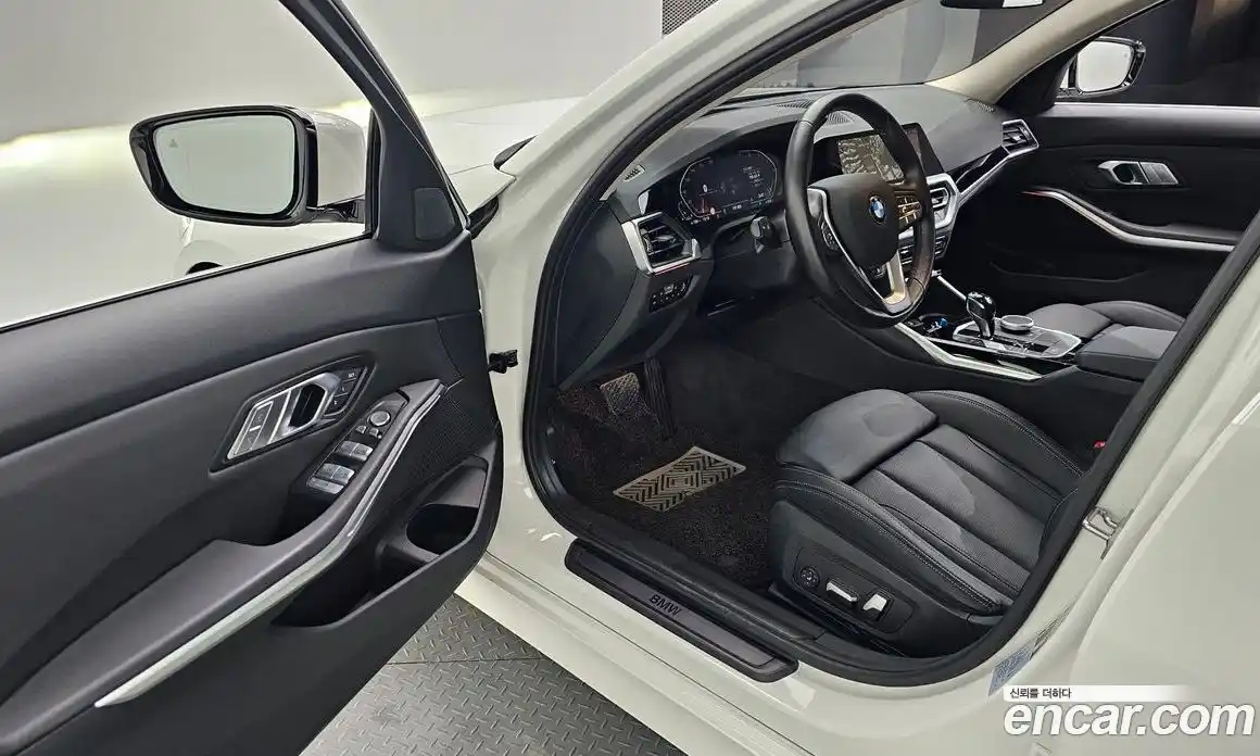 BMW 3-Series 2022 2.0 Автомат в Москве № 525898, фото 11