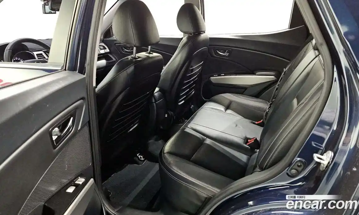 SsangYong TIBOLI 2016 1.6 Автомат в Москве № 526854, фото 11