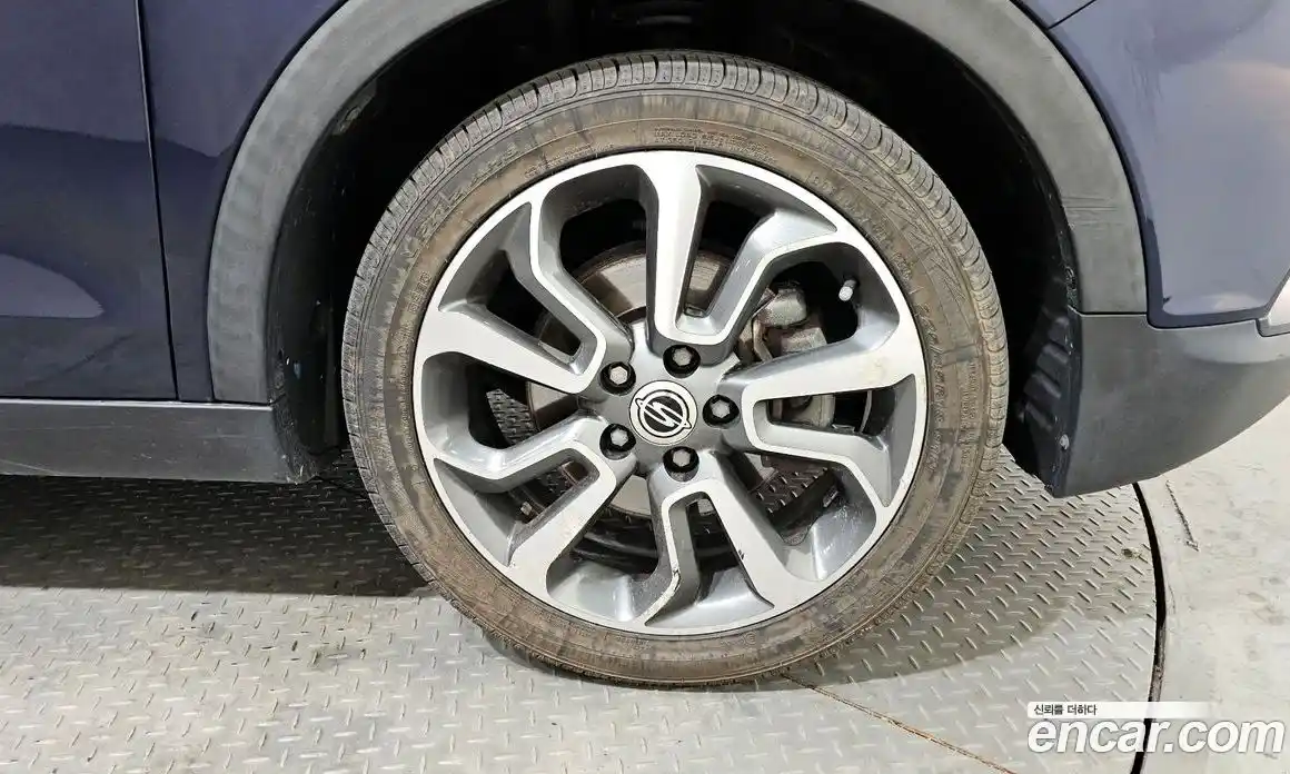 SsangYong TIBOLI 2016 1.6 Автомат в Москве № 526854, фото 5