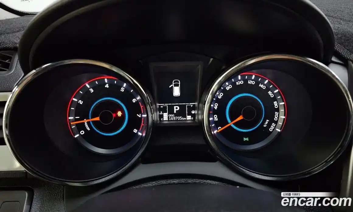 SsangYong TIBOLI 2016 1.6 Автомат в Москве № 526854, фото 8