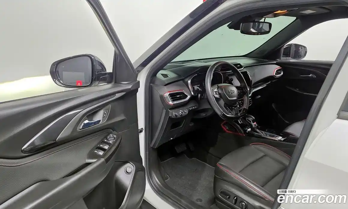 Chevrolet TrailBlazer 2022 1.3 Автомат в Москве № 527464, фото 10