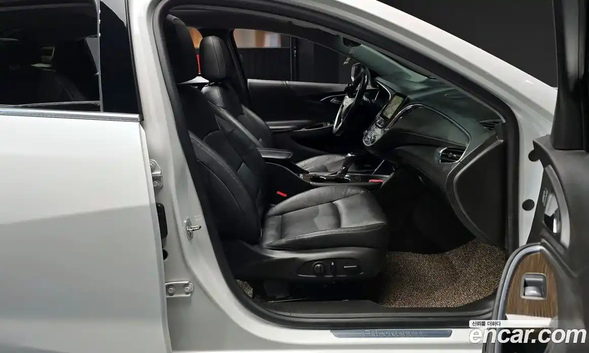 Chevrolet Malibu 2017 1.5 Автомат в Москве № 528150, фото 11