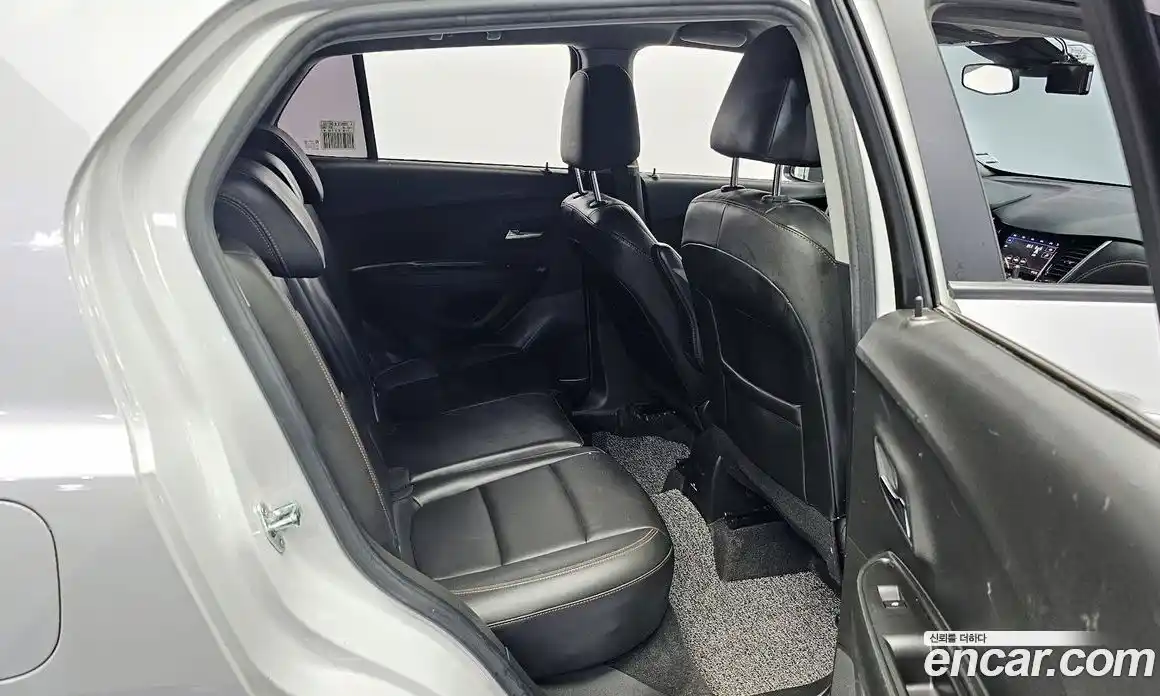 Chevrolet Trax 2021 1.6 Автомат в Москве № 528255, фото 12