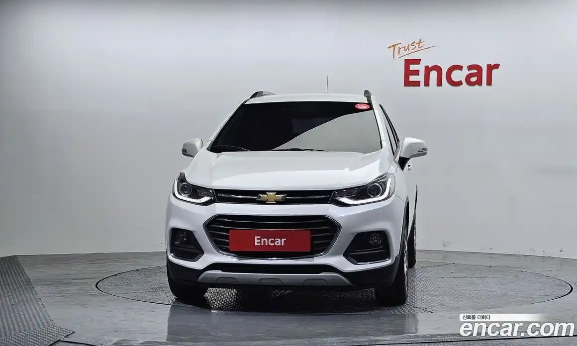 Chevrolet Trax 2021 1.6 Автомат в Москве № 528255, фото 3