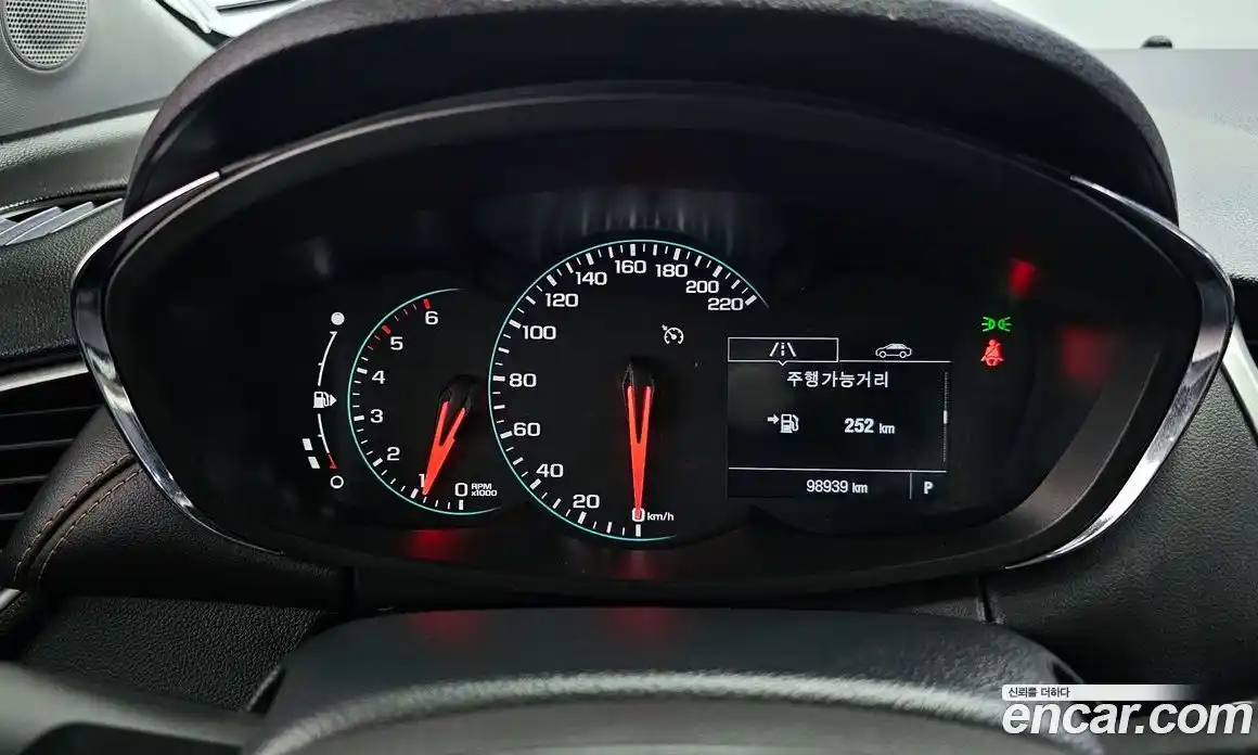 Chevrolet Trax 2021 1.6 Автомат в Москве № 528255, фото 8