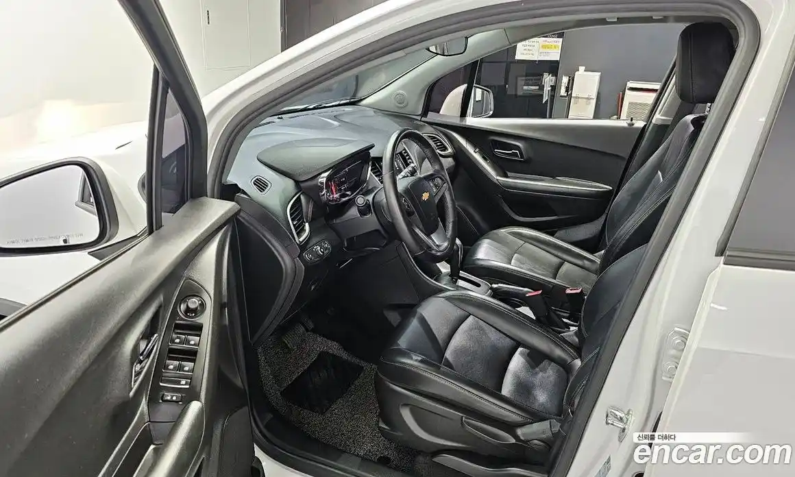 Chevrolet Trax 2021 1.6 Автомат в Москве № 528255, фото 10