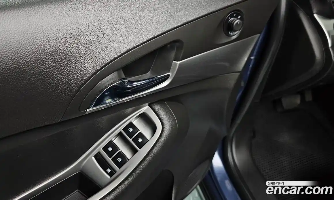 Chevrolet Orlando 2015 2.0 Автомат в Москве № 528392, фото 18