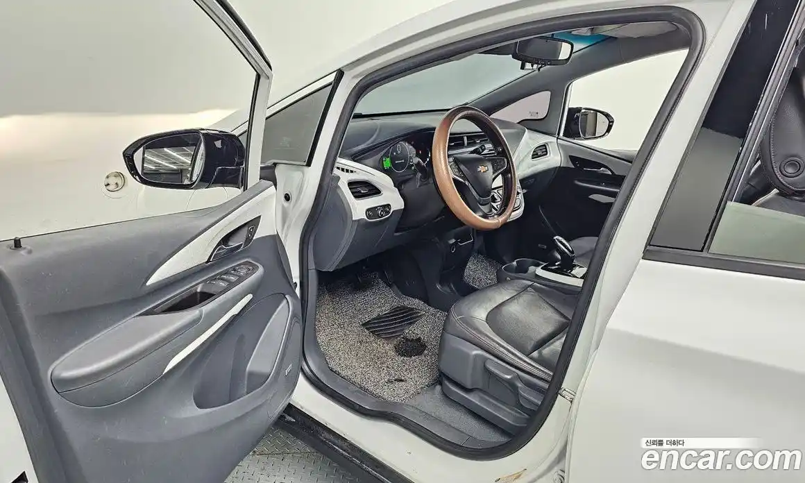 Chevrolet Bolt EV 2019 0.2 Автомат в Москве № 528671, фото 11