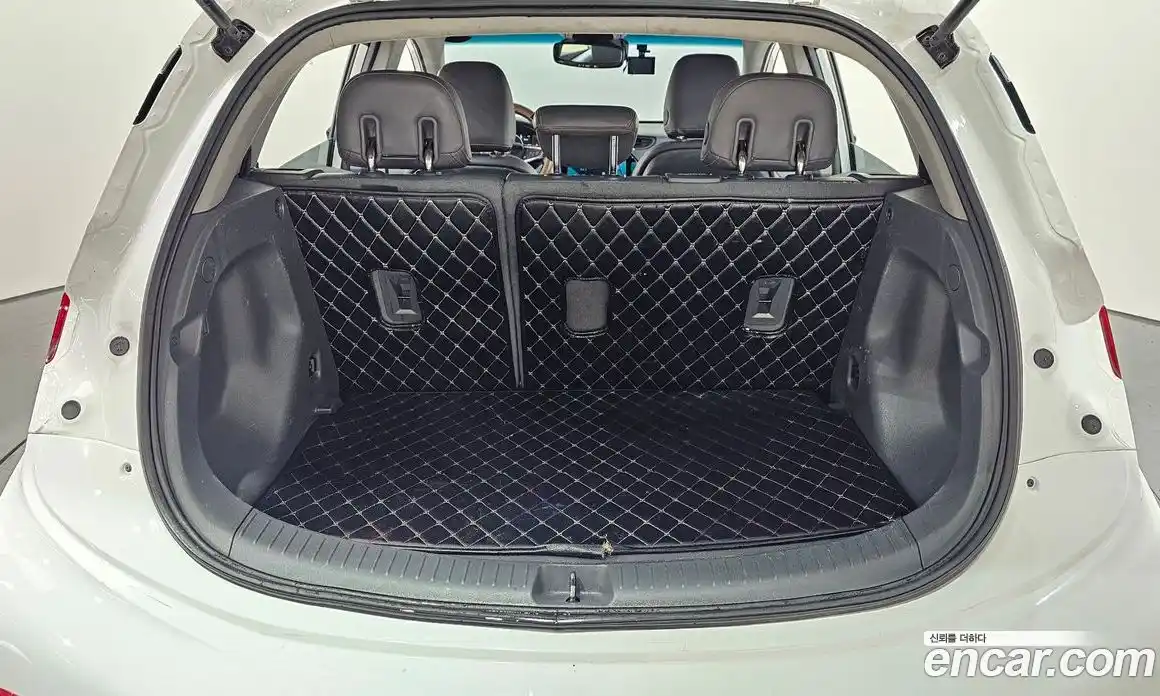 Chevrolet Bolt EV 2019 0.2 Автомат в Москве № 528671, фото 20