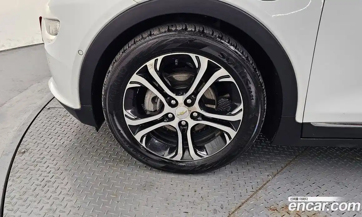 Chevrolet Bolt EV 2019 0.2 Автомат в Москве № 528671, фото 5