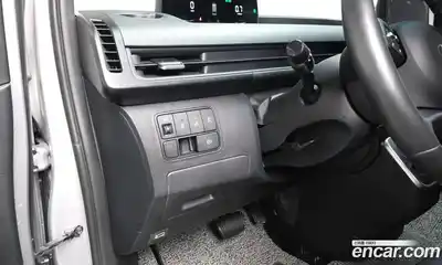 Hyundai Staria 2025 2.2 Автомат в Москве № 529656, миниатюра 12