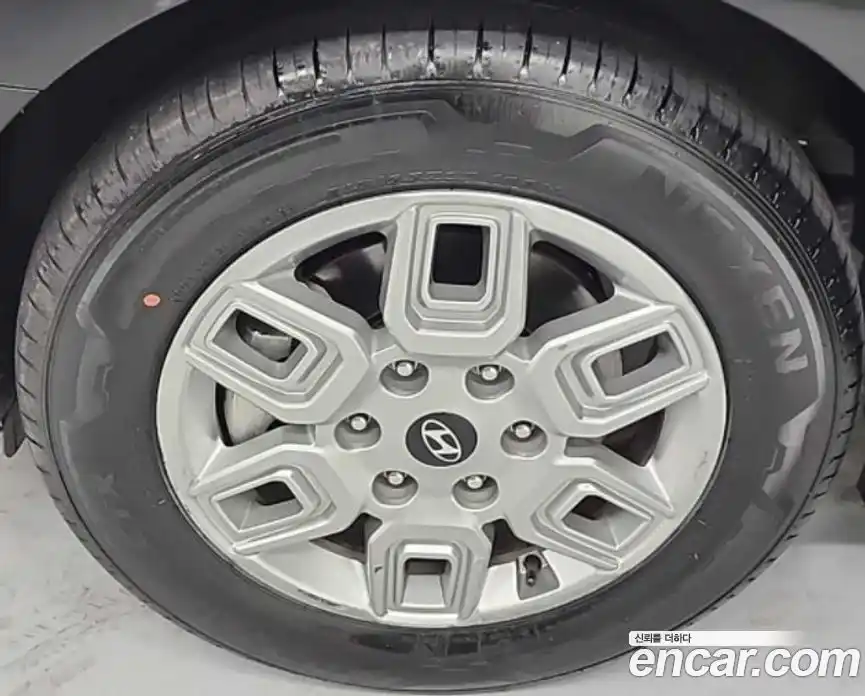 Hyundai Staria 2025 3.5 Автомат в Москве № 529855, фото 19