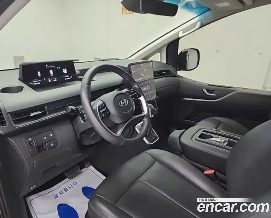 Hyundai Staria 2025 3.5 Автомат в Москве № 529855, фото 7