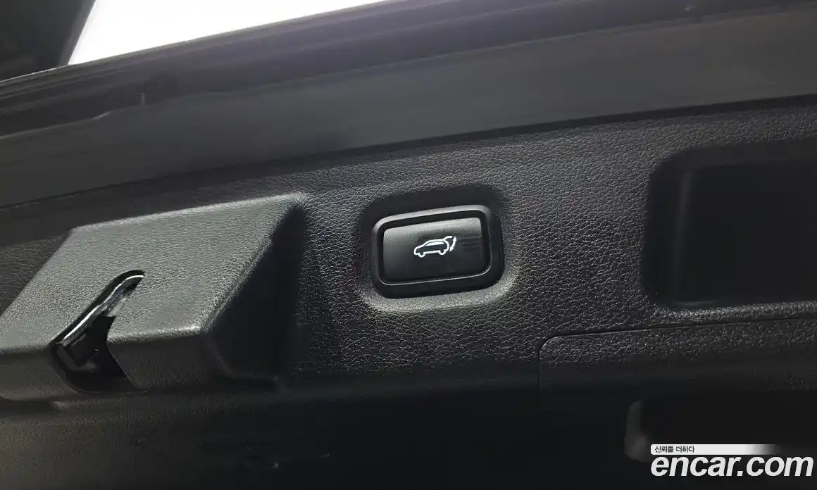 Hyundai Santa Fe 2023 2.5 Автомат в Москве № 530902, фото 20