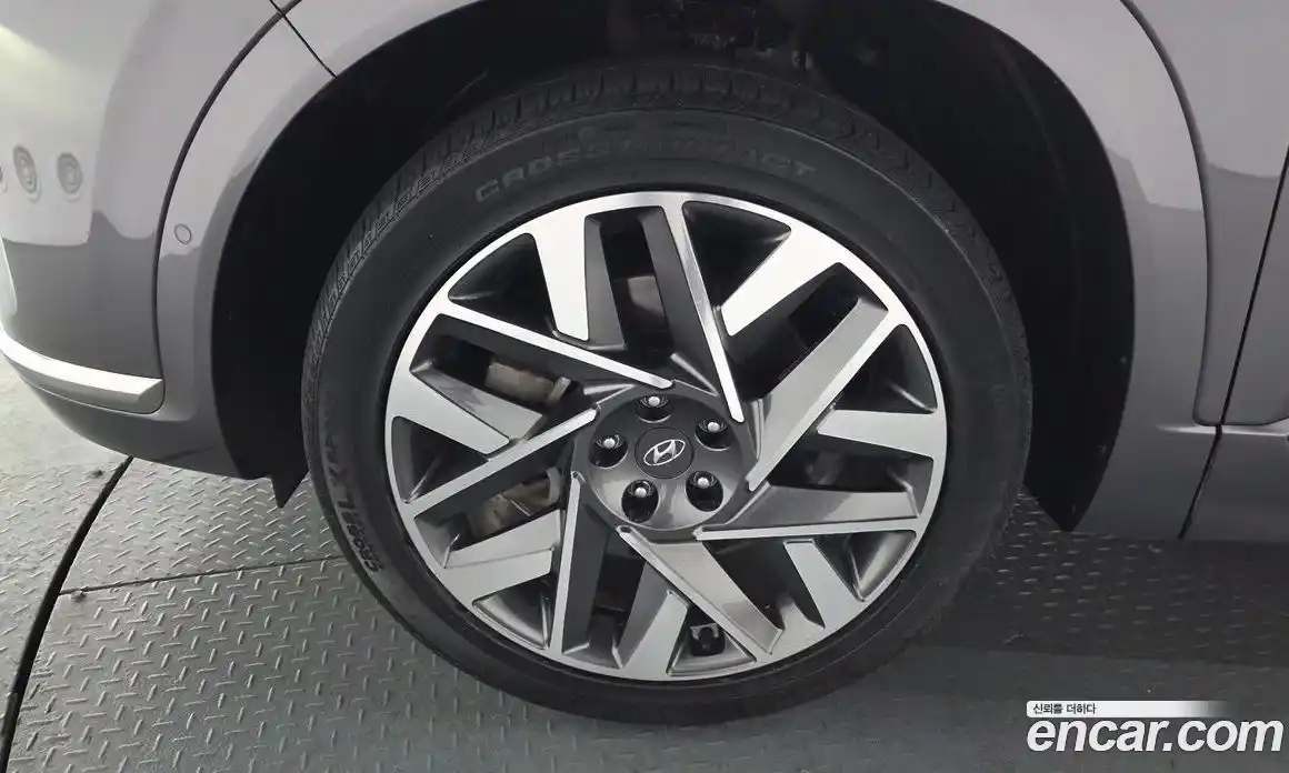 Hyundai Santa Fe 2023 2.5 Автомат в Москве № 530902, фото 5