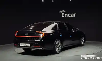 Hyundai Sonata 2022 2.0 Автомат в Москве № 531288, миниатюра 2