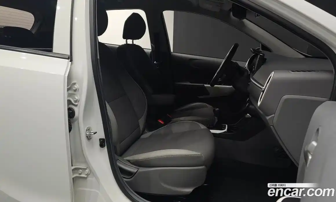 Kia Morning 2018 1.0 Автомат в Москве № 532188, фото 10