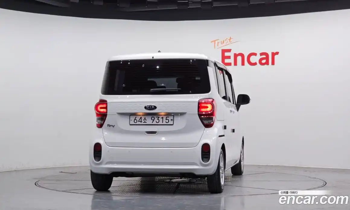 Kia Ray 2019 1.0 Автомат в Москве № 532709, фото 4