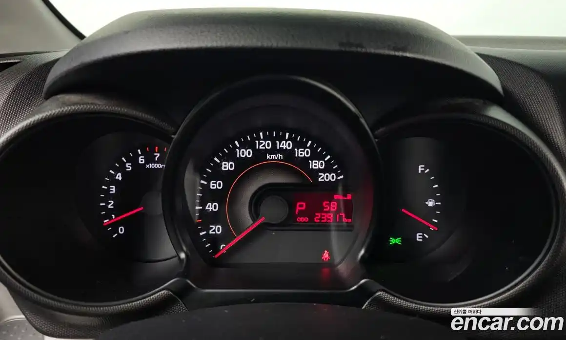 Kia Ray 2019 1.0 Автомат в Москве № 532709, фото 8