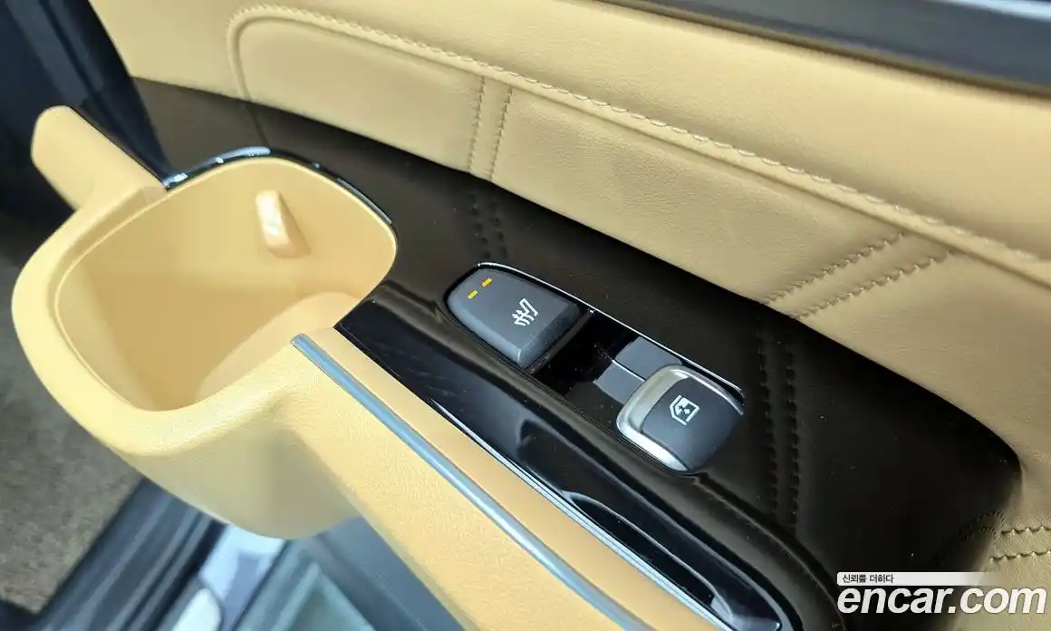 Kia Sorento 2023 1.6 Автомат в Москве № 532812, фото 19