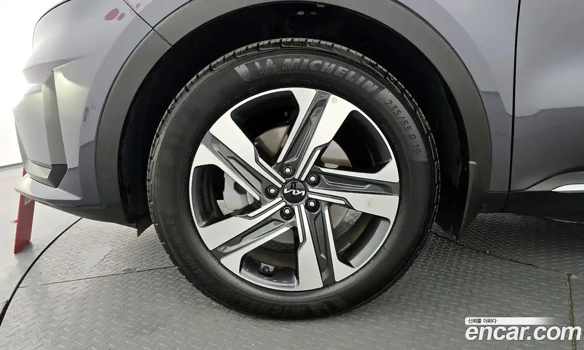 Kia Sorento 2023 1.6 Автомат в Москве № 532812, фото 5