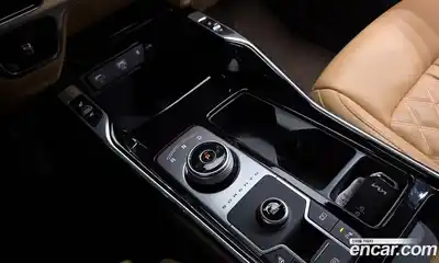 Kia Sorento 2023 1.6 Автомат в Москве № 532812, миниатюра 9