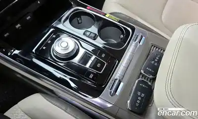 Kia Canival 2023 3.5 Автомат в Москве № 534148, миниатюра 9