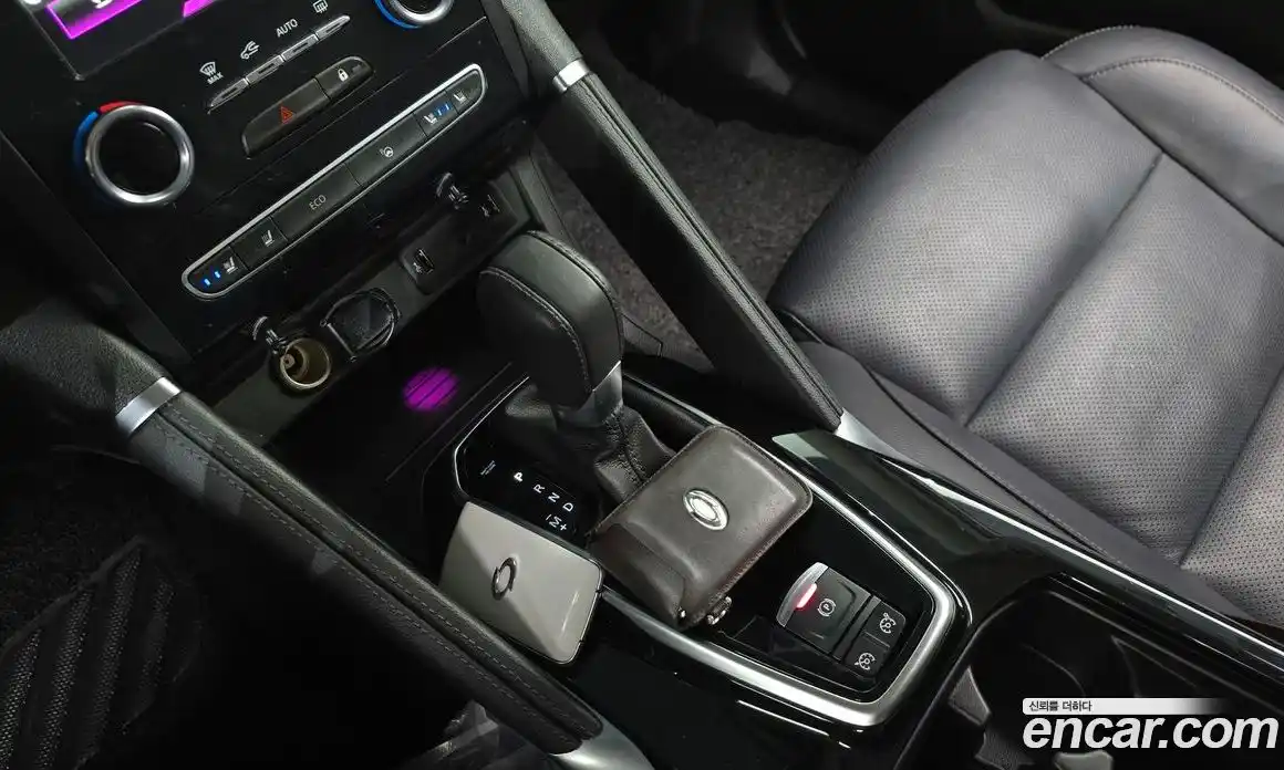 Renault QM6 2020 2.0 Автомат в Москве № 534160, фото 9